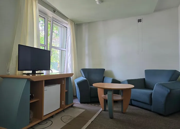 בית הארחה Promenade פלאנגה